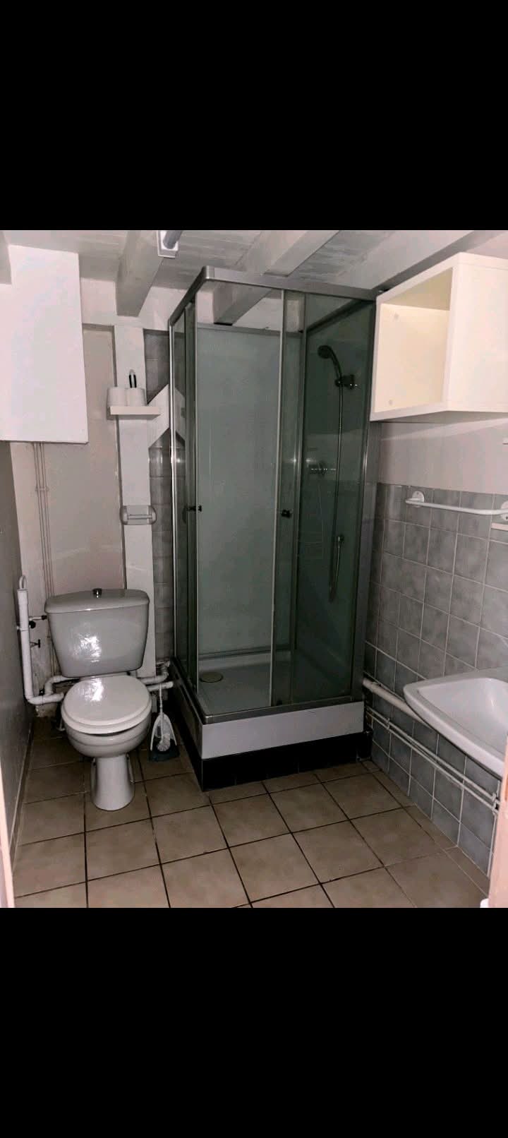 Avant — Salle de bain